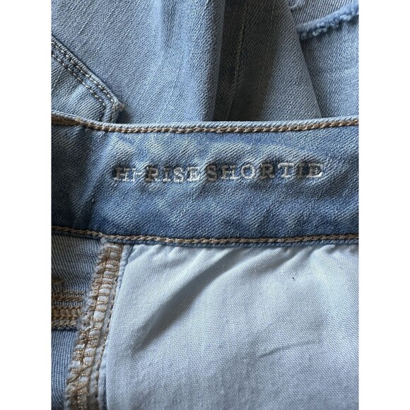 American Eagle Women's 6 Light Wash Hi-Rise Shortie Shorts Denim 4" Inseam - Picture 3 of 5